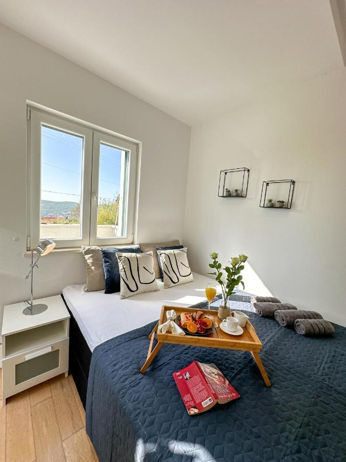 Two Bedroom Boho Chic At Apartment