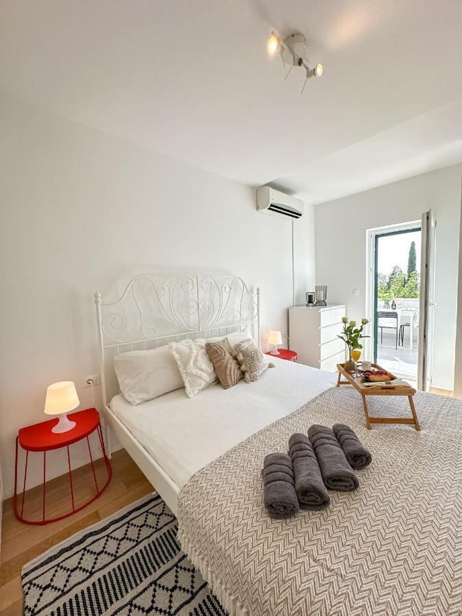 Apartment Two Bedroom Boho Chic At